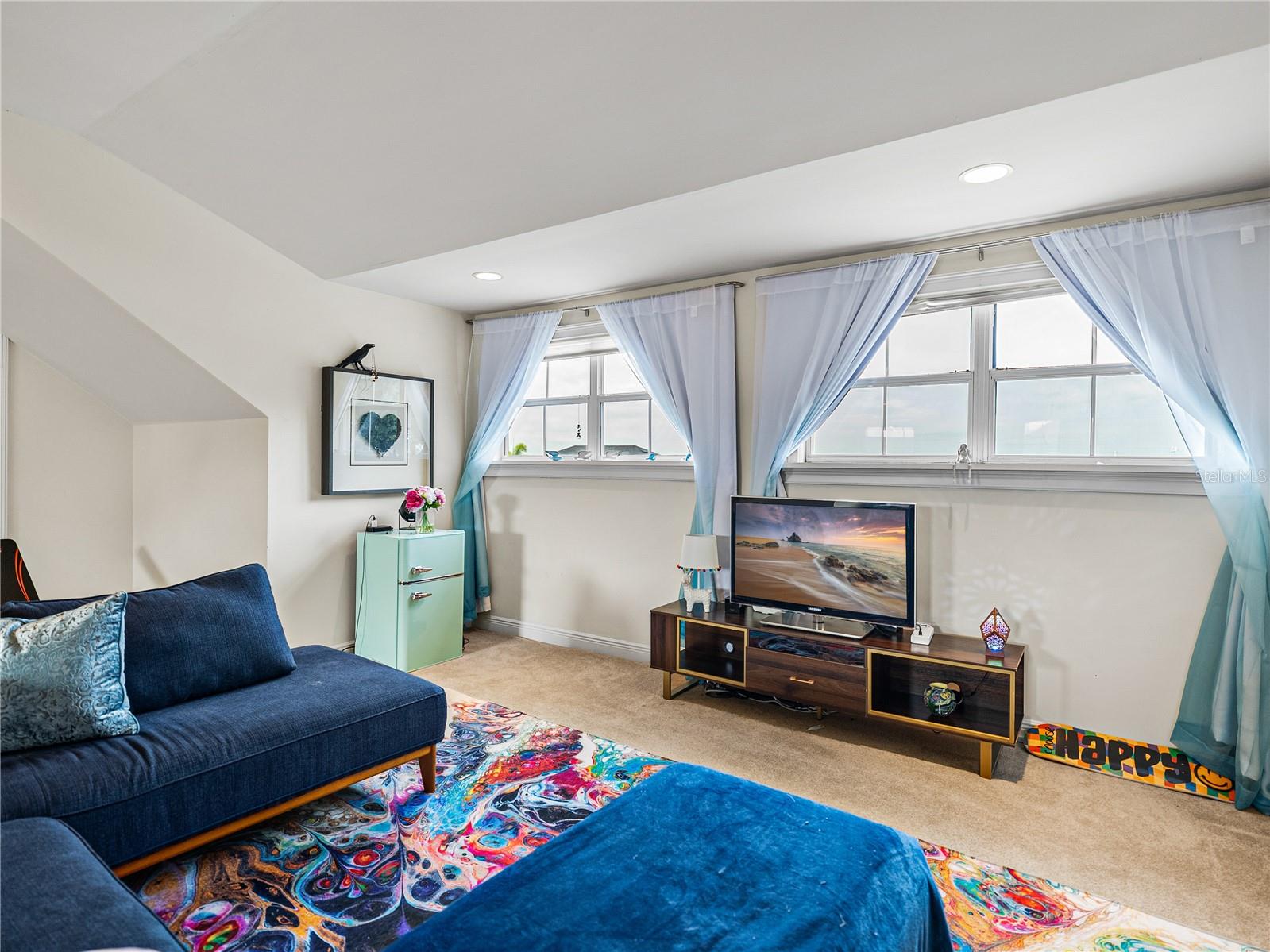 LAKE ARIETTA RESERVE - Residential Lease