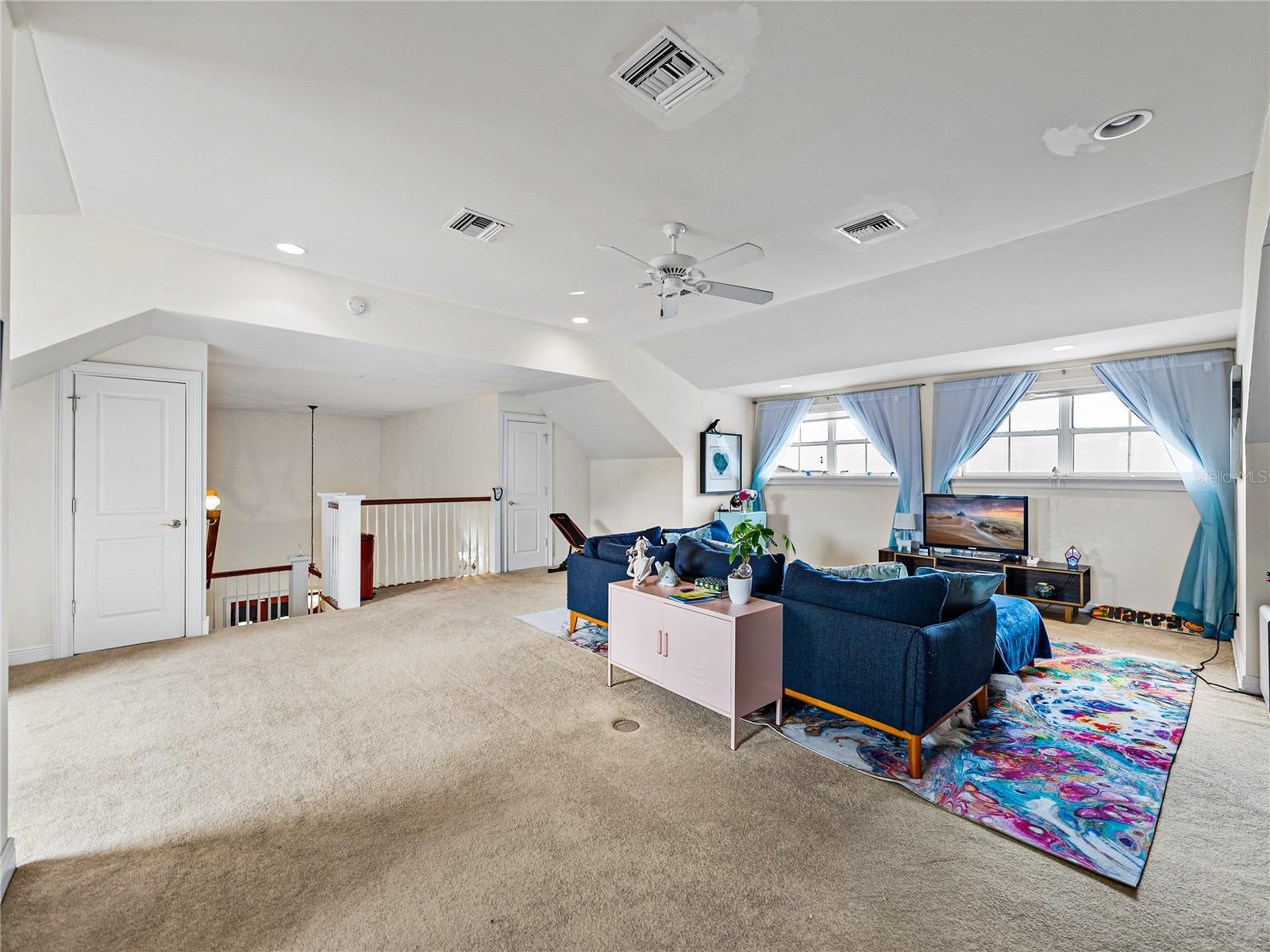 LAKE ARIETTA RESERVE - Residential Lease