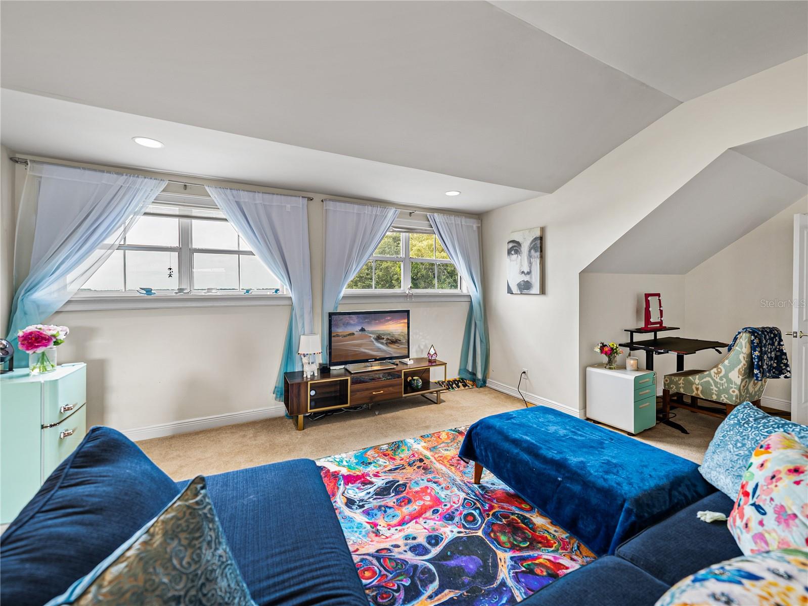 LAKE ARIETTA RESERVE - Residential Lease