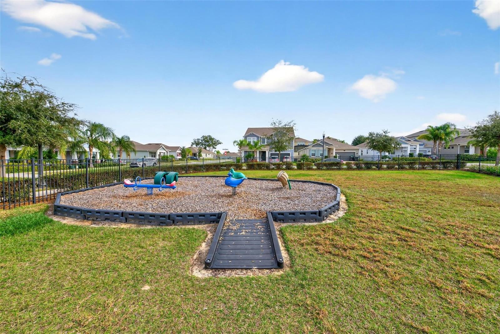 HULL ISLAND AT OAKLAND - Residential