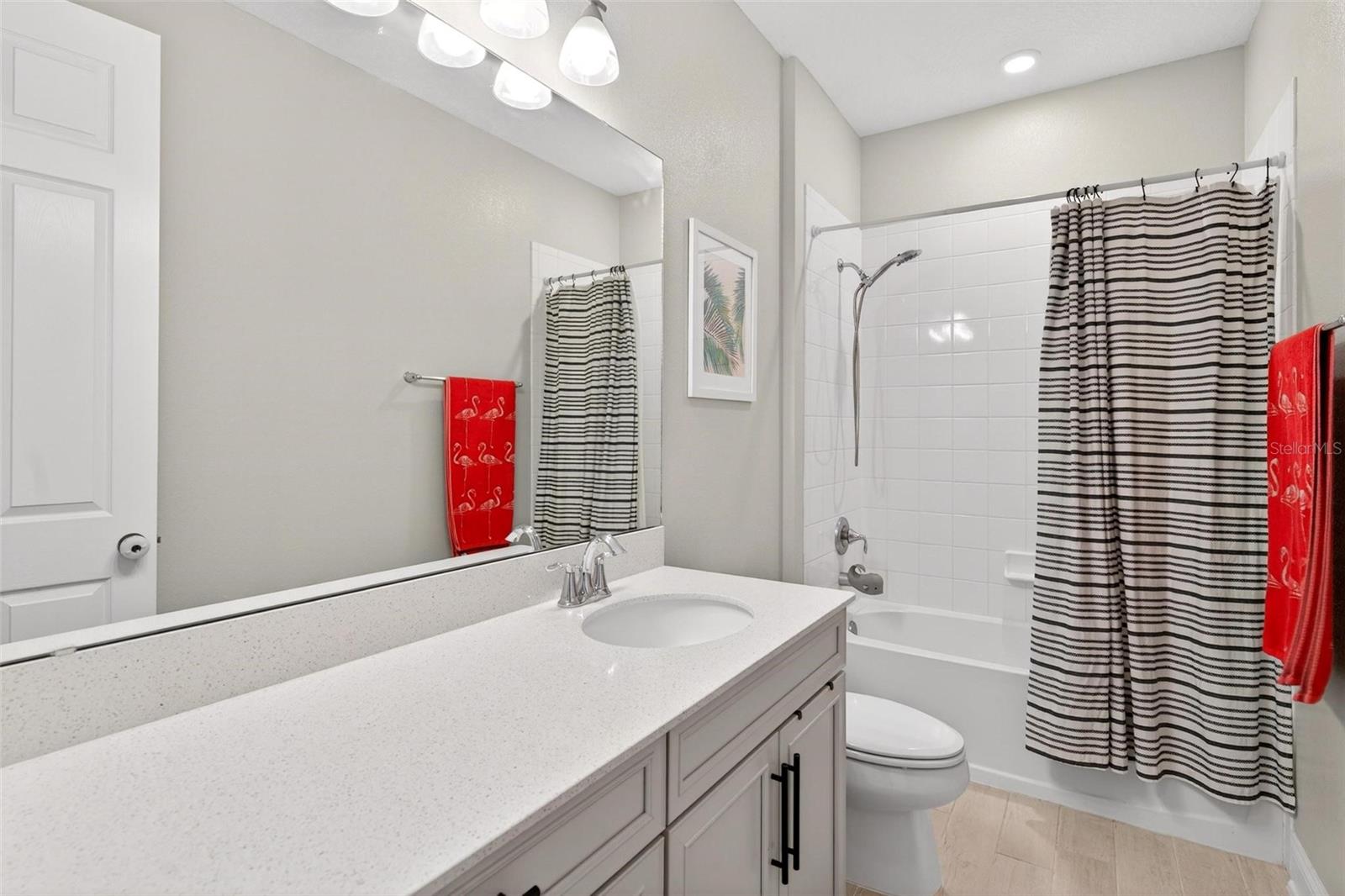 HULL ISLAND AT OAKLAND - Residential