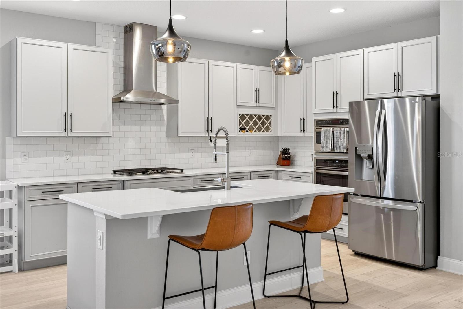 HULL ISLAND AT OAKLAND - Residential