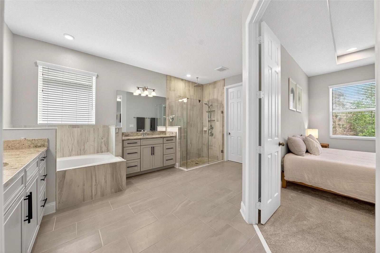 HULL ISLAND AT OAKLAND - Residential