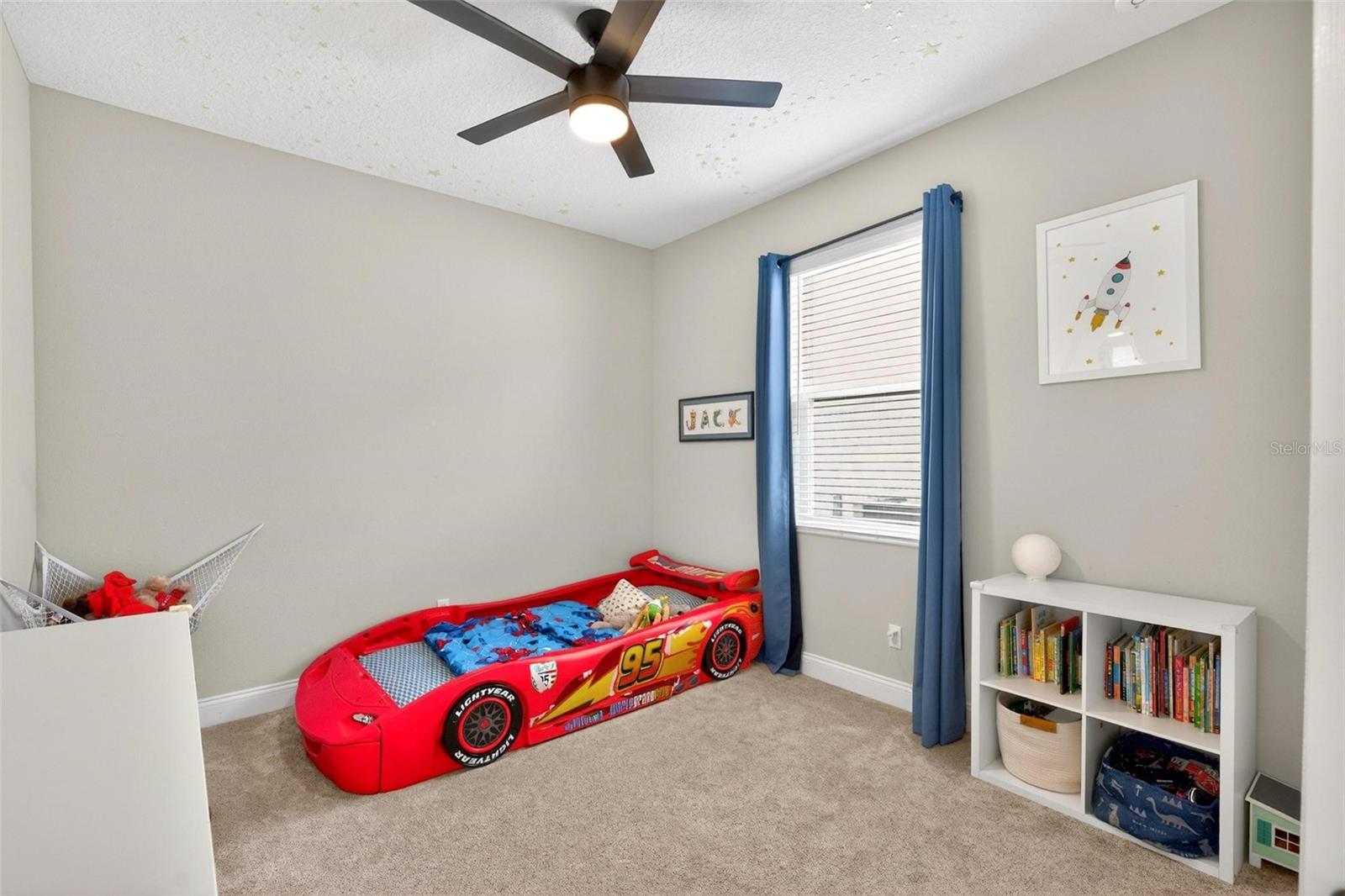 HULL ISLAND AT OAKLAND - Residential