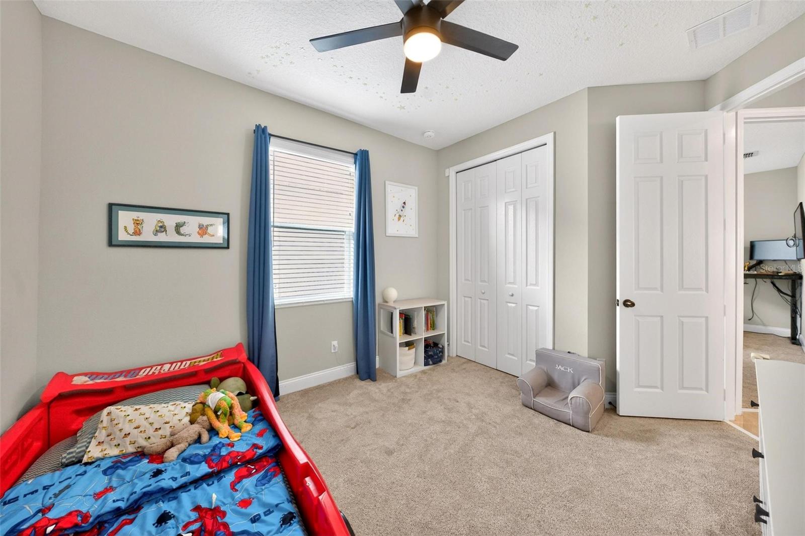 HULL ISLAND AT OAKLAND - Residential