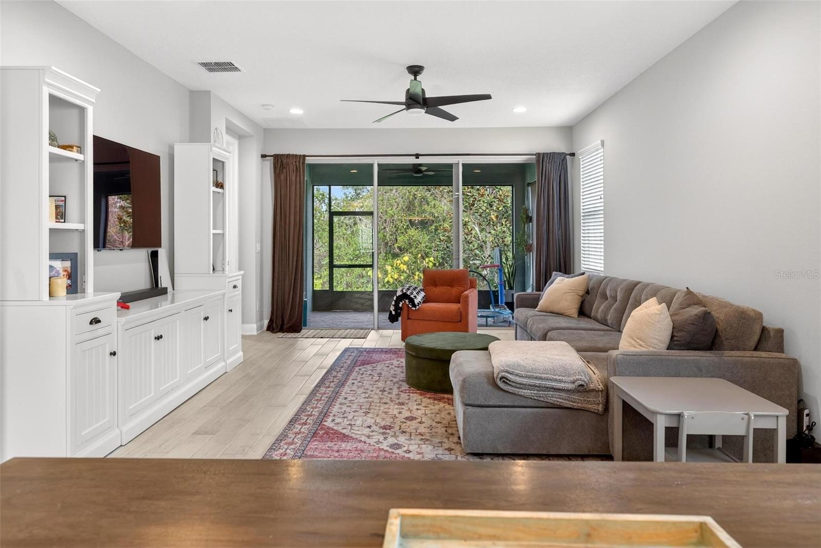 HULL ISLAND AT OAKLAND - Residential