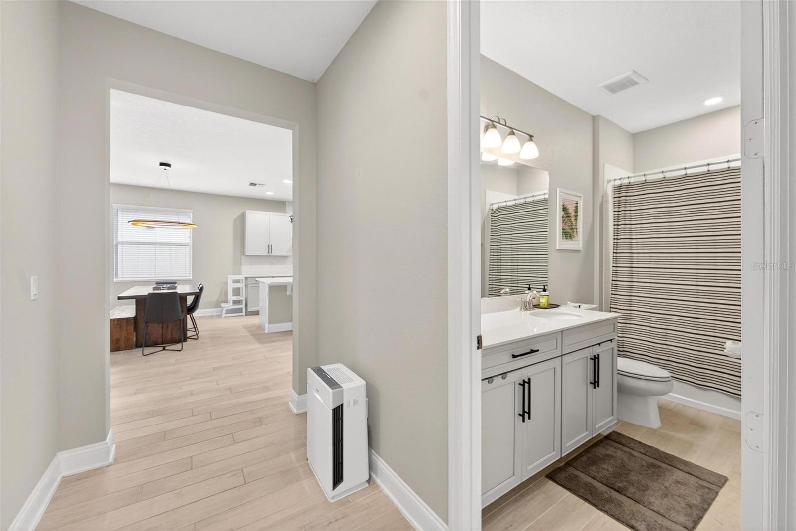 HULL ISLAND AT OAKLAND - Residential