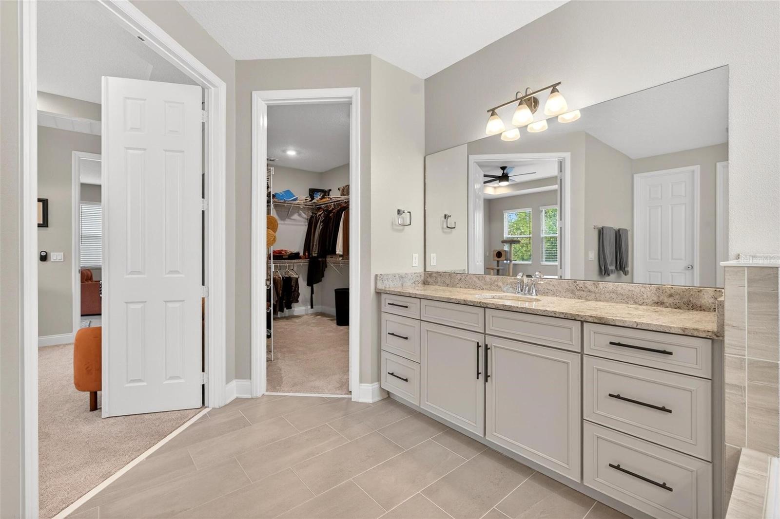 HULL ISLAND AT OAKLAND - Residential