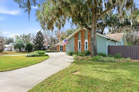 Tiny photo for 204 SE 2nd Avenue, Crystal River, FL 34429 (MLS # TB8471351)