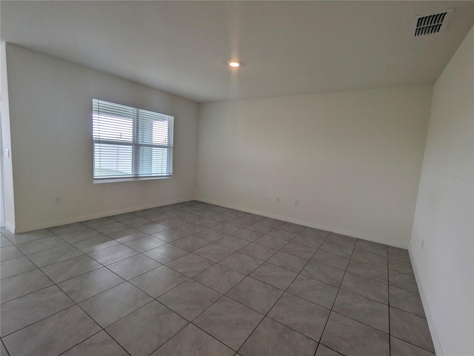 BRIDLE PATH - Residential Lease