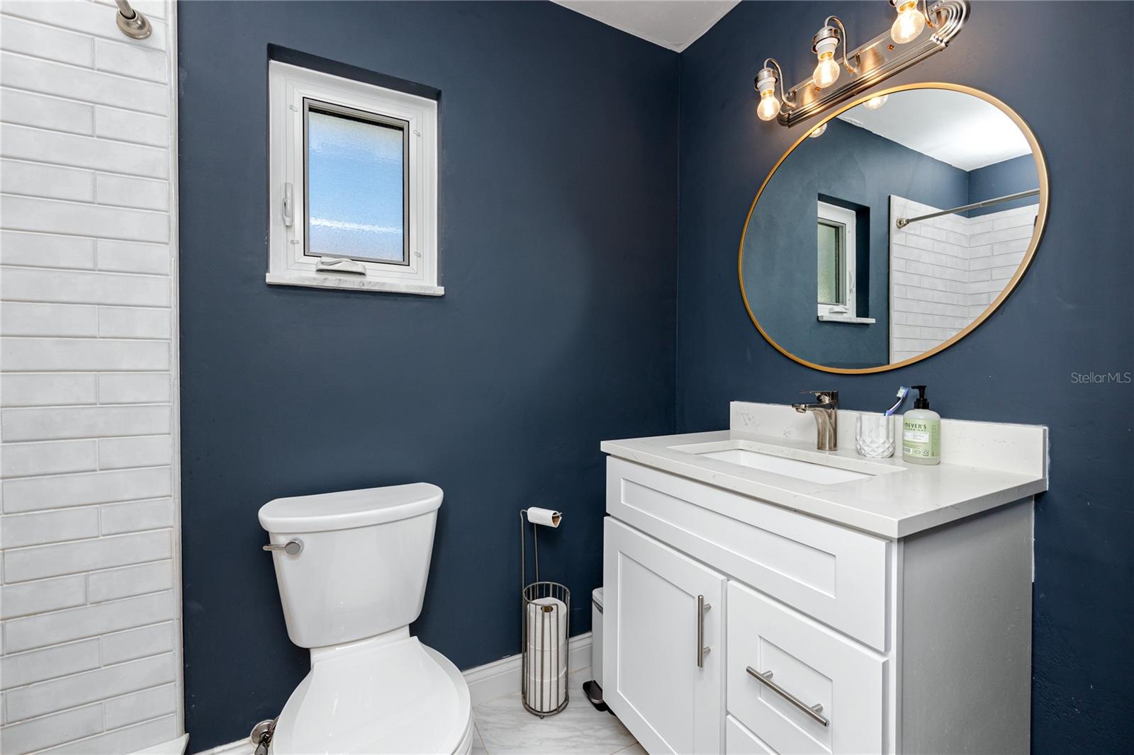 URBAN LAKE ESTATES - Residential