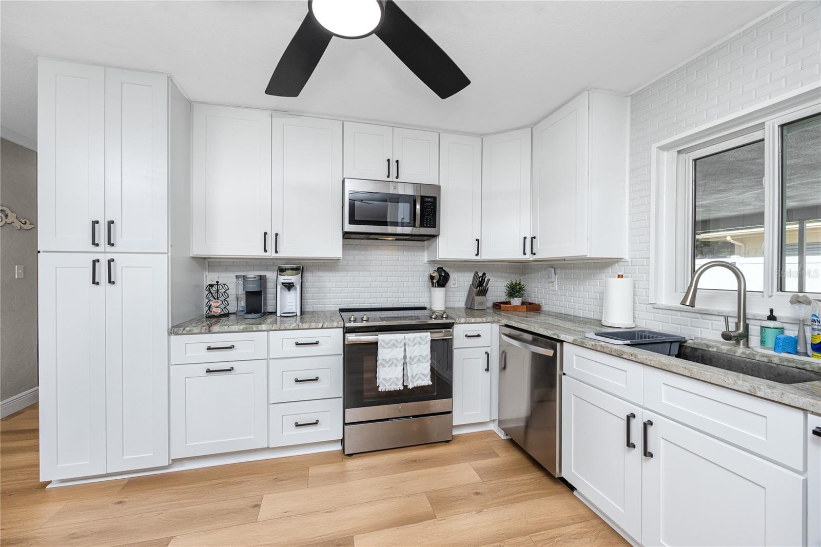 URBAN LAKE ESTATES - Residential