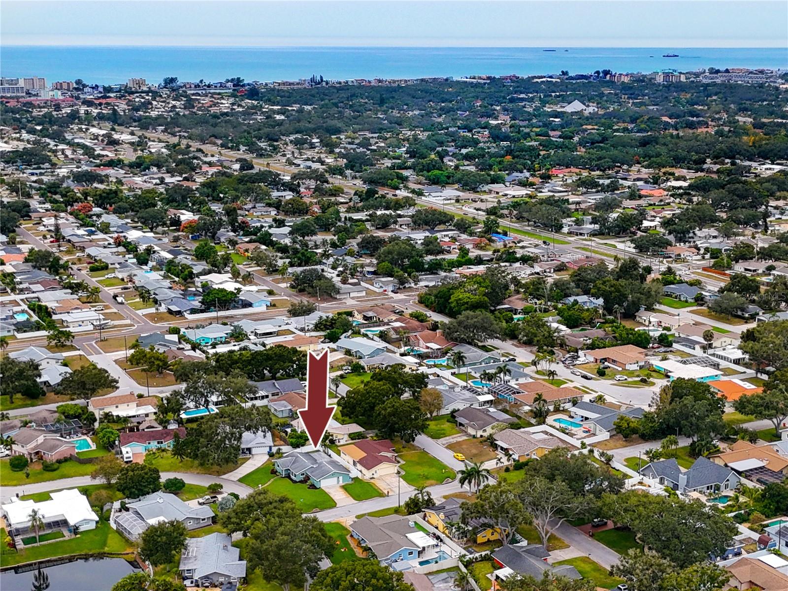 URBAN LAKE ESTATES - Residential