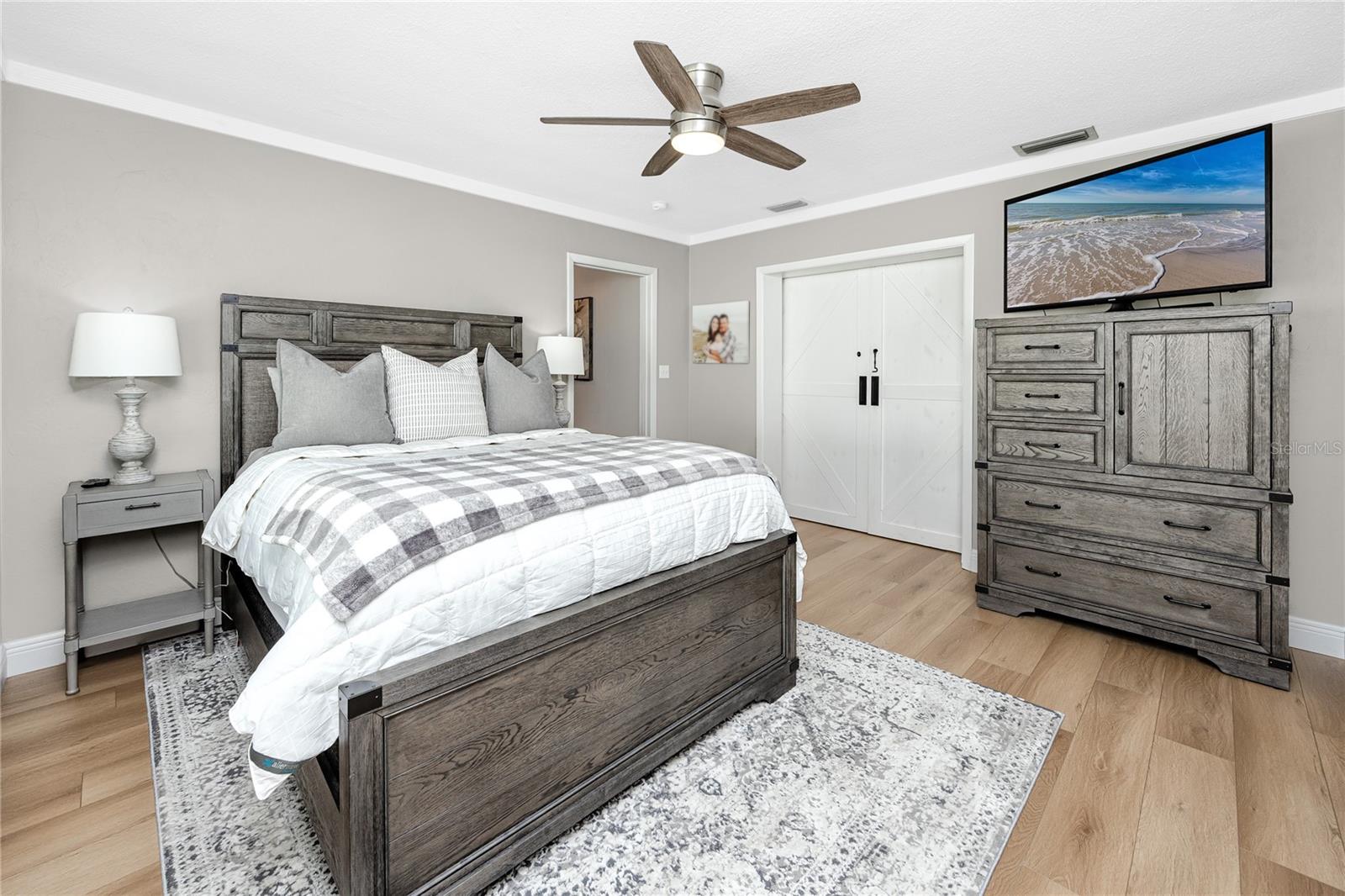 URBAN LAKE ESTATES - Residential