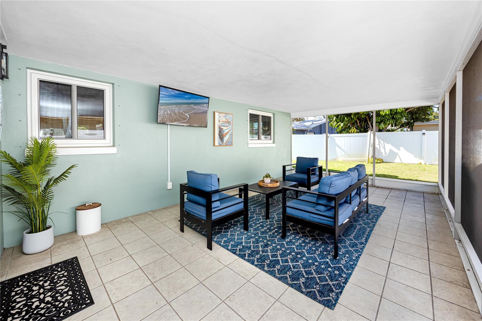 URBAN LAKE ESTATES - Residential