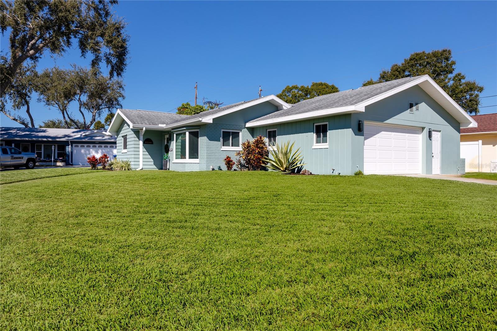 URBAN LAKE ESTATES - Residential