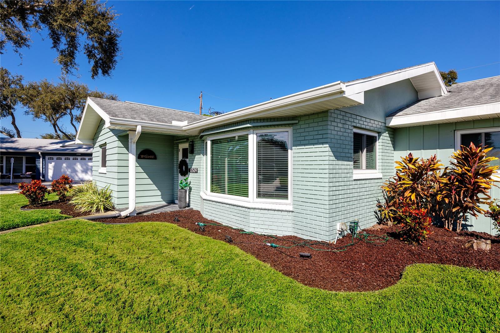 URBAN LAKE ESTATES - Residential