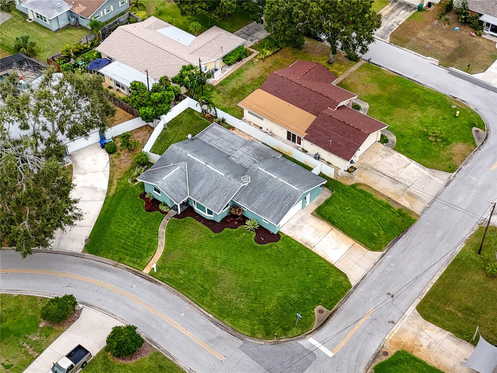 URBAN LAKE ESTATES - Residential