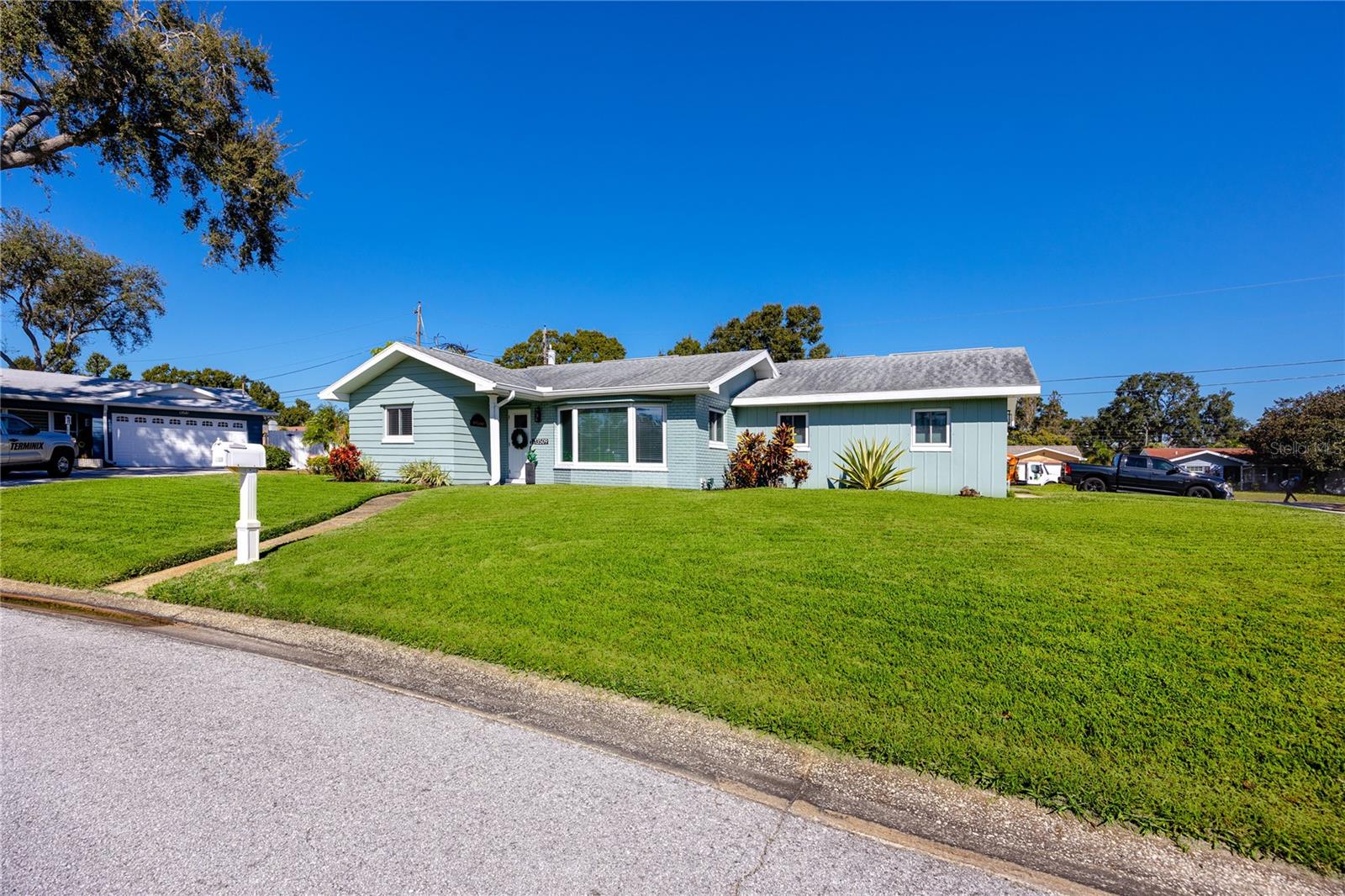 URBAN LAKE ESTATES - Residential