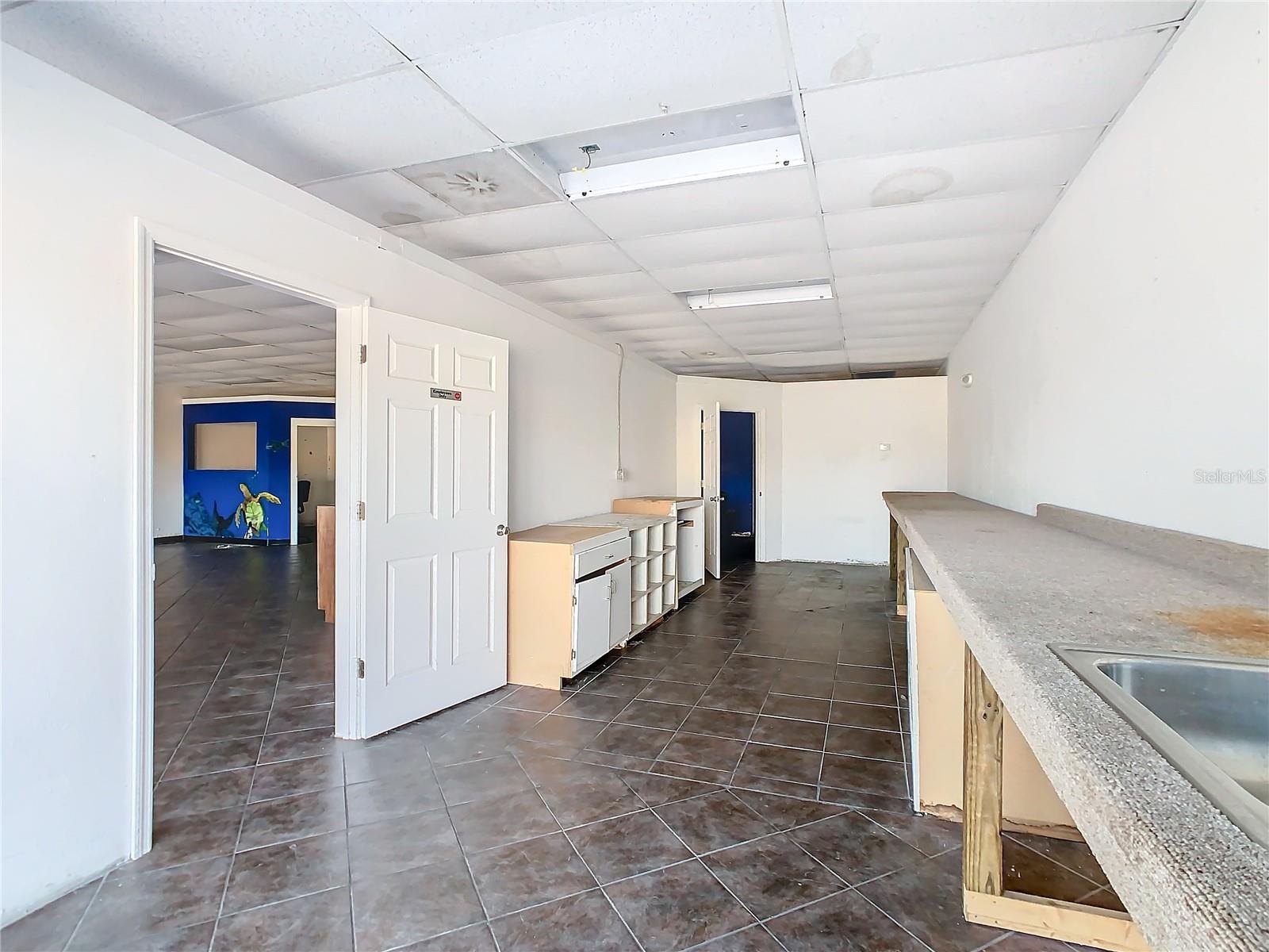 PINE HAVEN - Commercial Lease