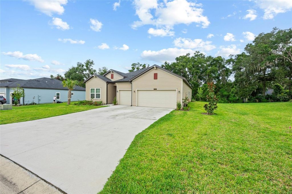 Photo of 19581 SW 77th Place, Dunnellon, FL 34432 (MLS # O6354100)