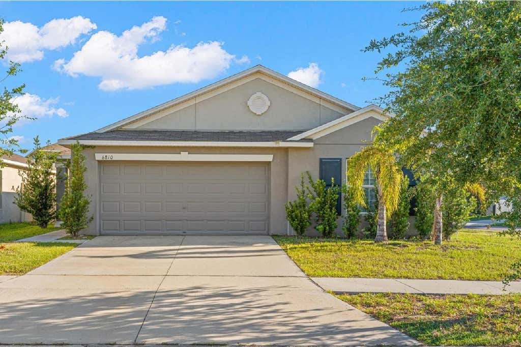 Photo of 6810 Trent Creek Drive, Sun City Center, FL 33573 (MLS # TB8517060)