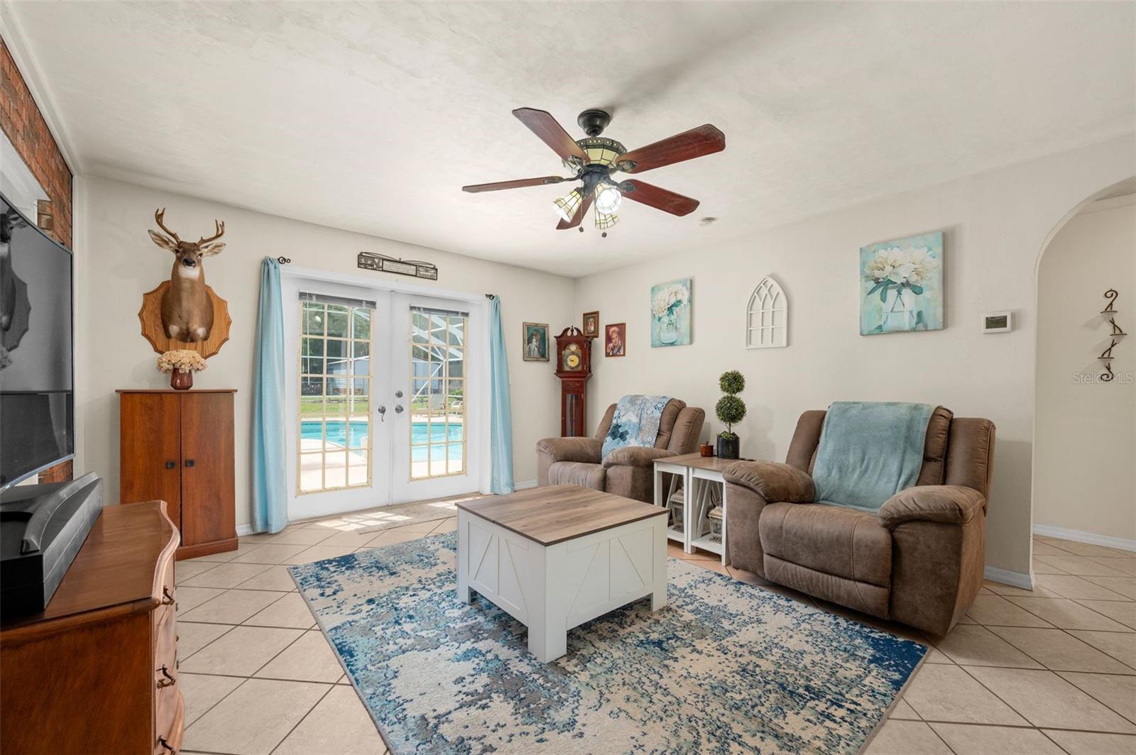 WESTLAKE WOODS SUB - Residential