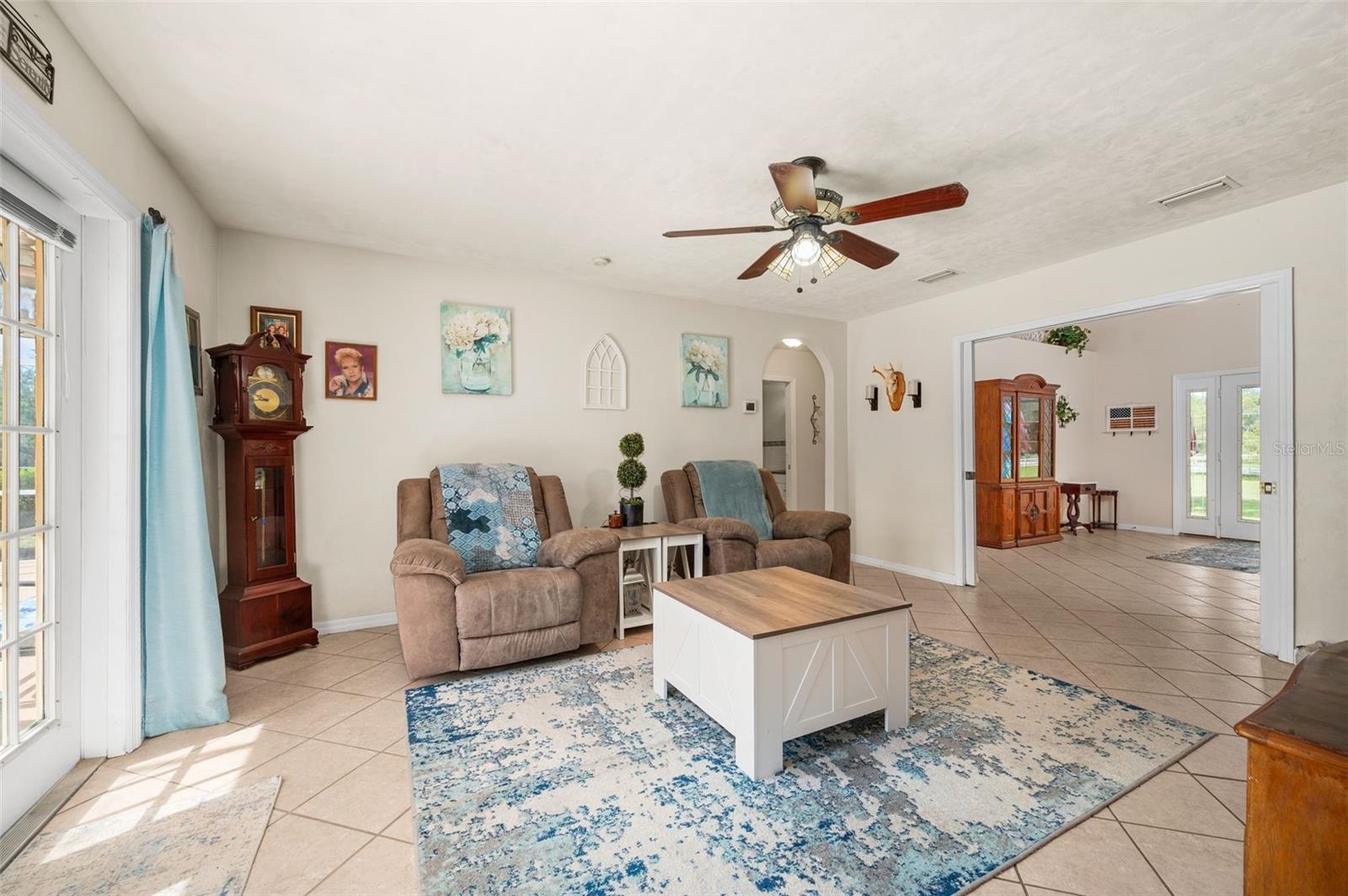 WESTLAKE WOODS SUB - Residential