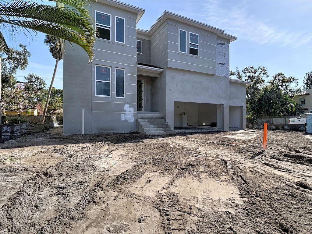 Photo of 410 S West Shore Boulevard, Tampa, FL 33609 (MLS # TB8462532)