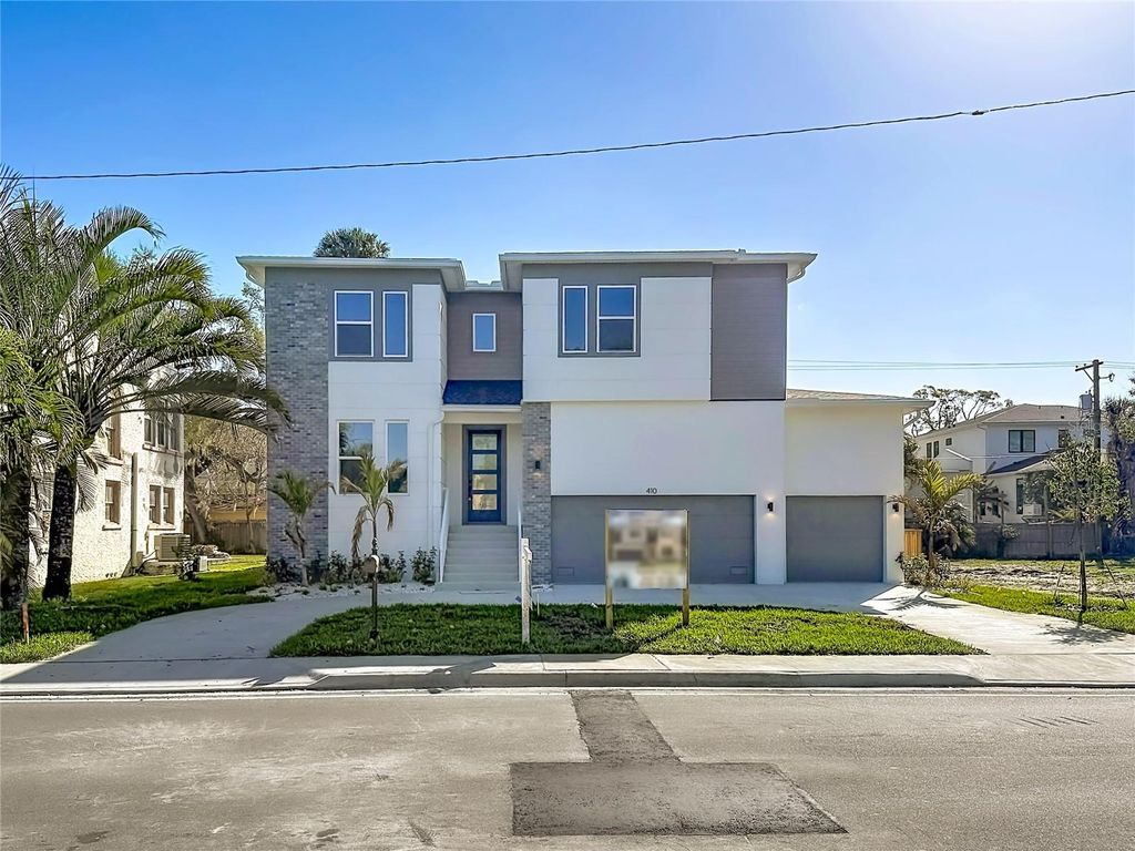 Photo of 410 S West Shore Boulevard, Tampa, FL 33609 (MLS # TB8462532)