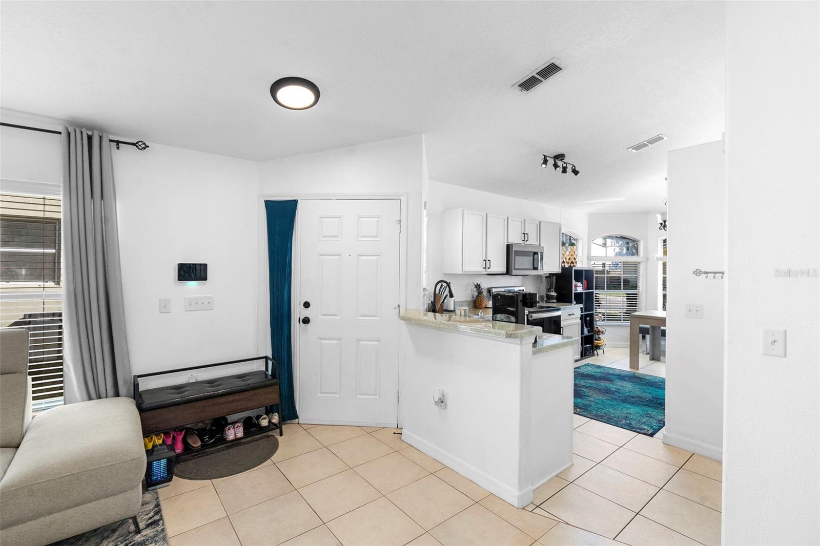 Casas a venda 3 - Jen Dantas 2812 S SHINE AVENUE