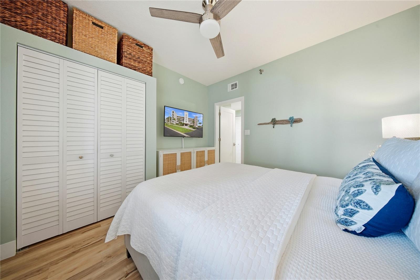 CORAL POINTE AT HARBOURSIDE - Residential