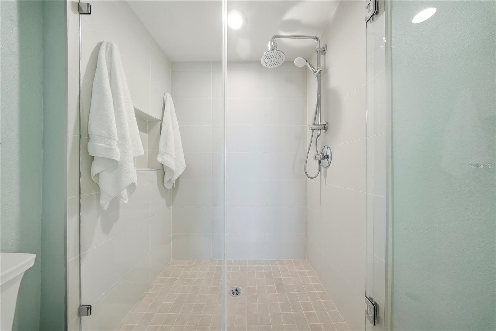 CORAL POINTE AT HARBOURSIDE - Residential