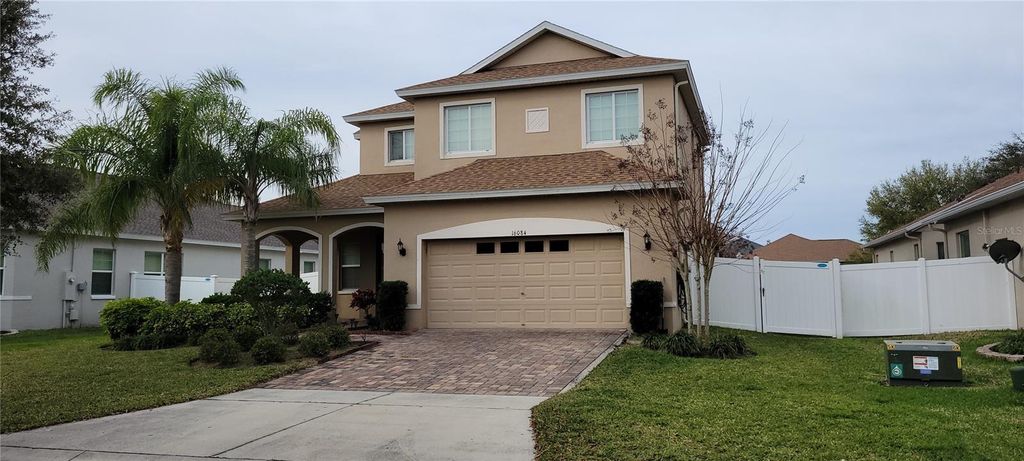 Photo of 16084 Shasta Street, Clermont, FL 34714 (MLS # G5105225)