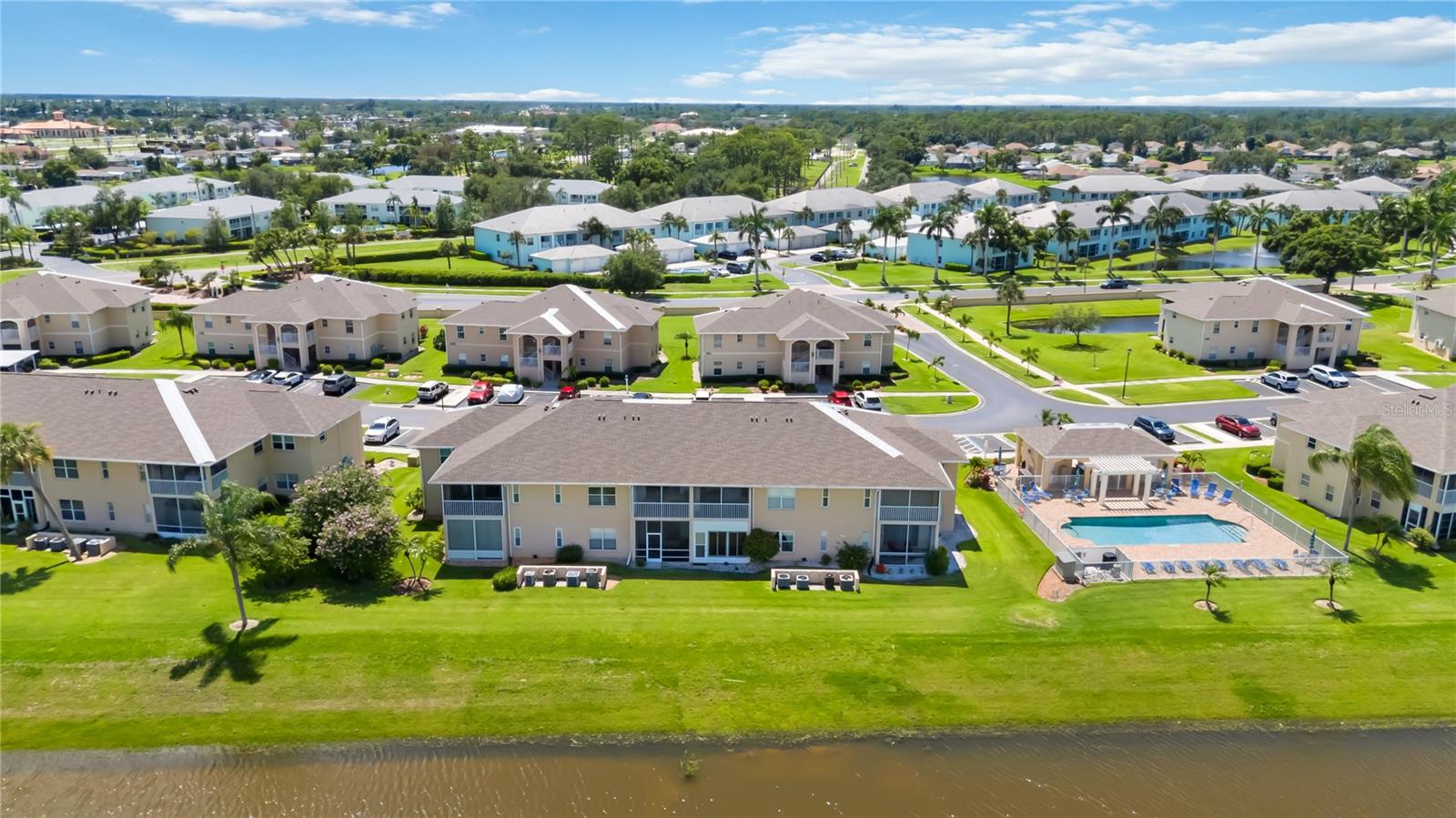LINKSIDE - Residential
