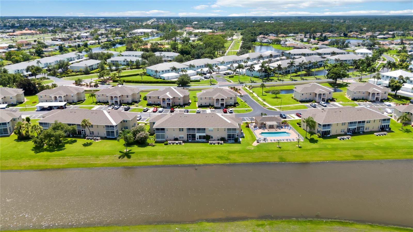 LINKSIDE - Residential