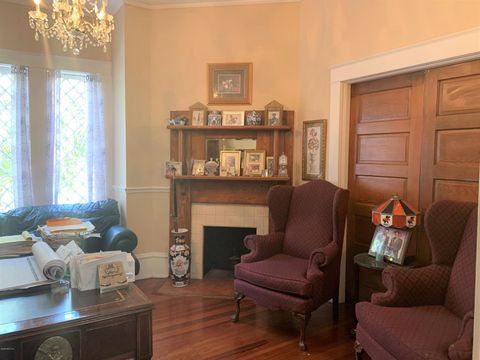 Tiny photo for 151 SE 8th Street, Ocala, FL 34471 (MLS # OM551977)