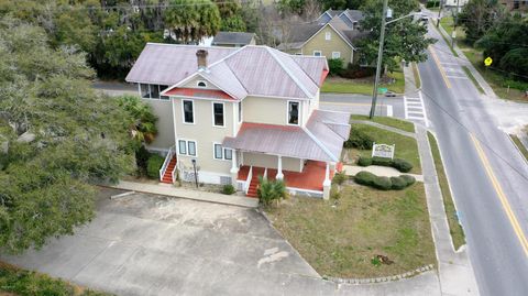 Tiny photo for 151 SE 8th Street, Ocala, FL 34471 (MLS # OM551977)