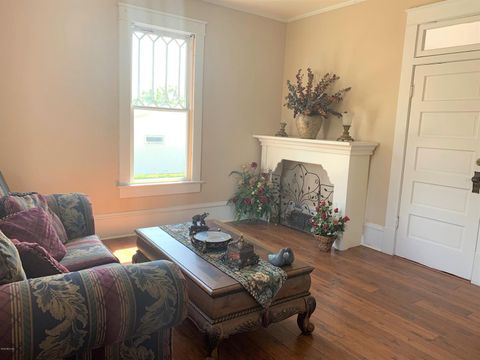 Tiny photo for 151 SE 8th Street, Ocala, FL 34471 (MLS # OM551977)