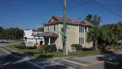 Tiny photo for 151 SE 8th Street, Ocala, FL 34471 (MLS # OM551977)