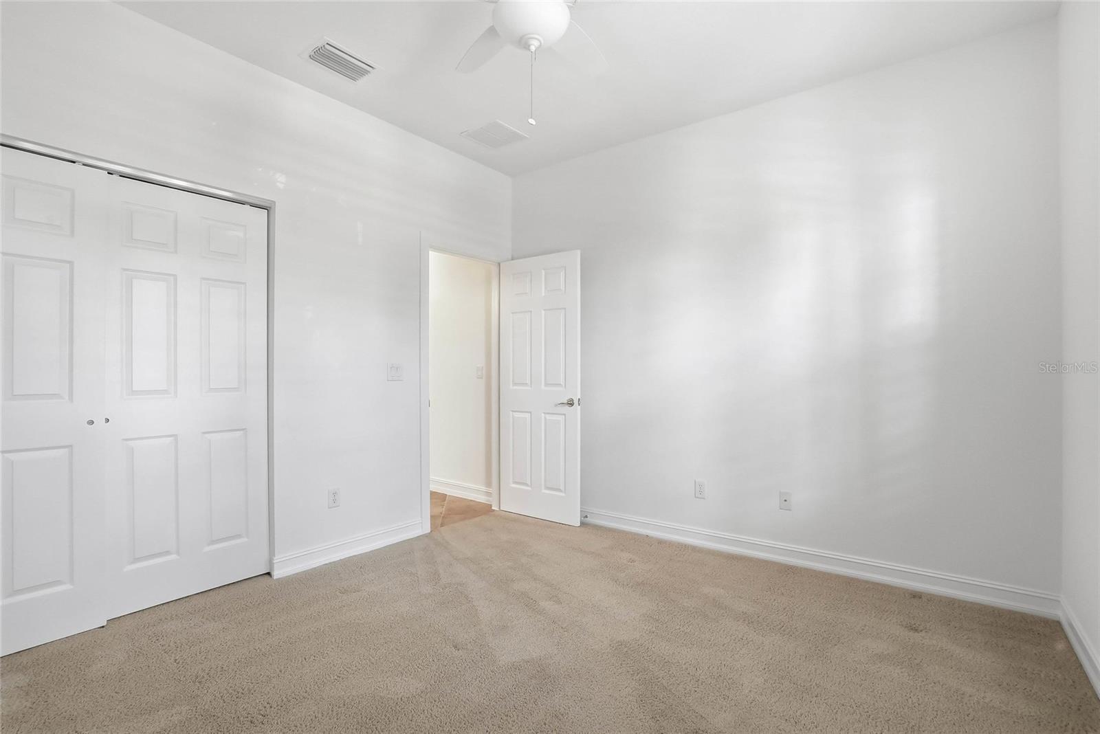 VALENCIA LAKES PH 2 - Residential