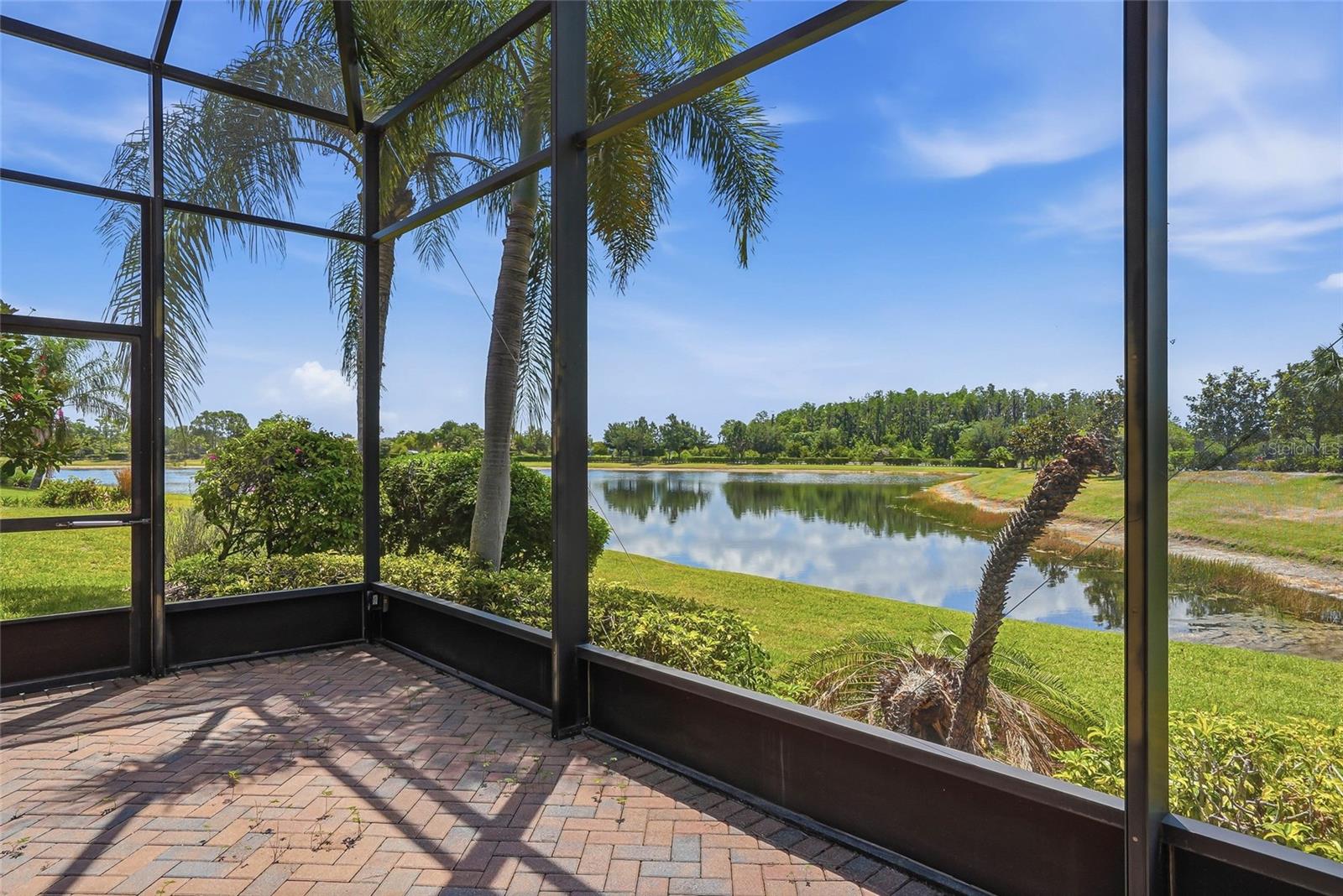 VALENCIA LAKES PH 2 - Residential