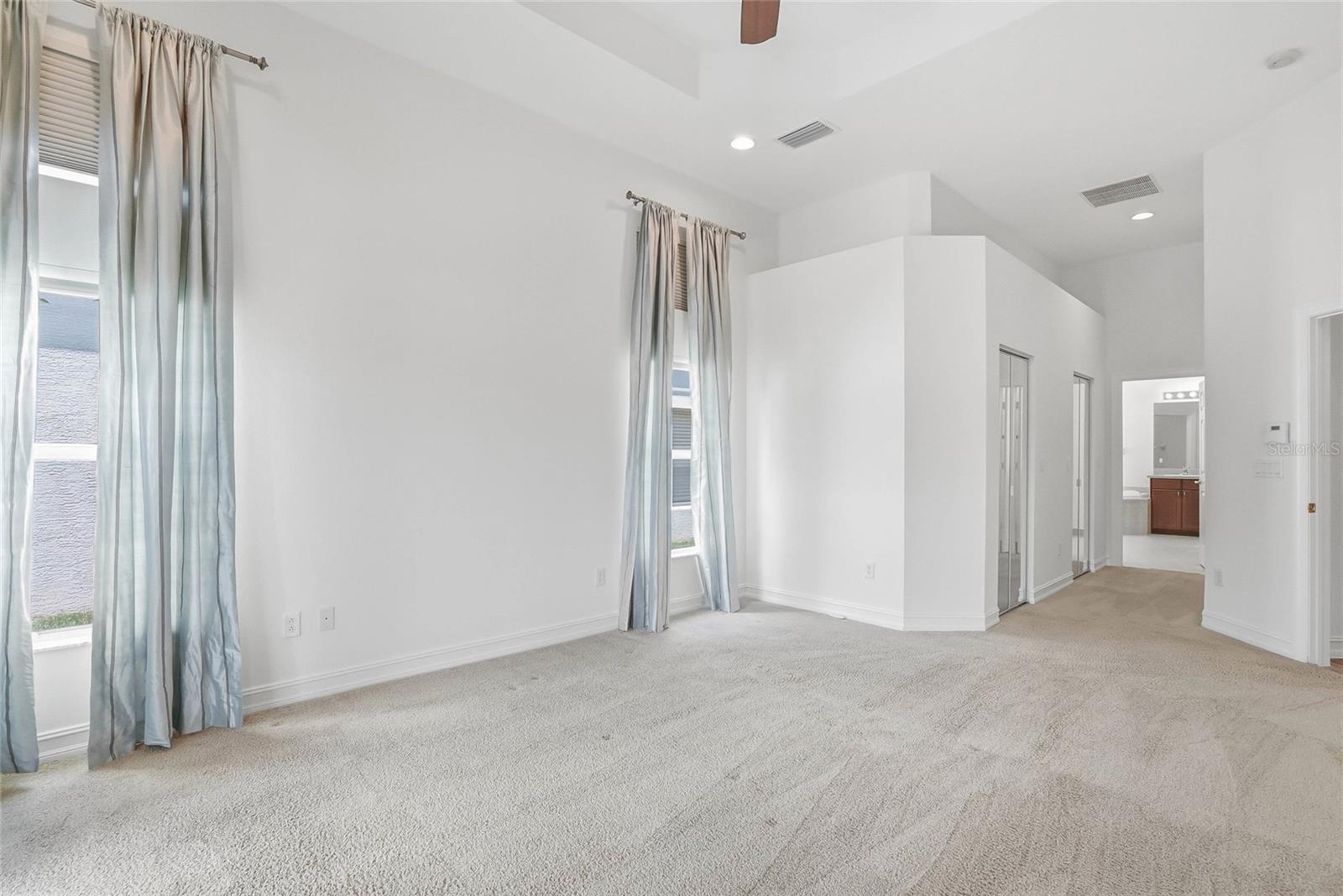 VALENCIA LAKES PH 2 - Residential