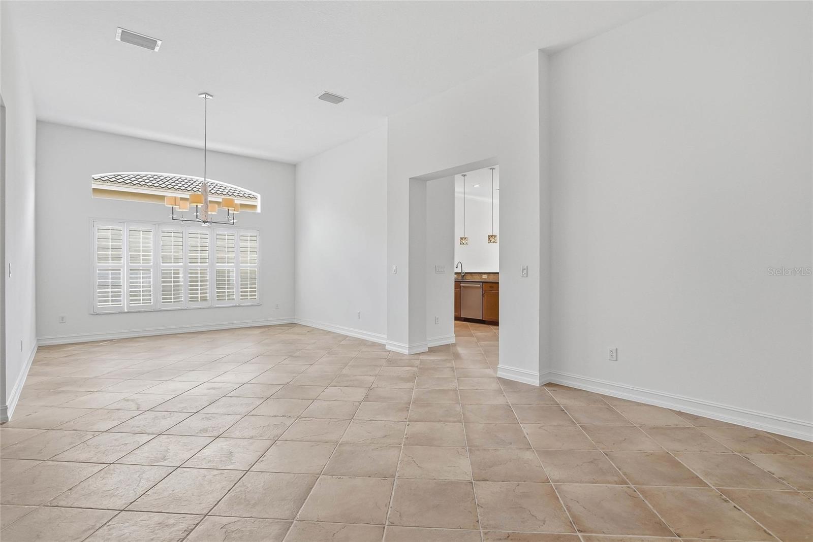 VALENCIA LAKES PH 2 - Residential