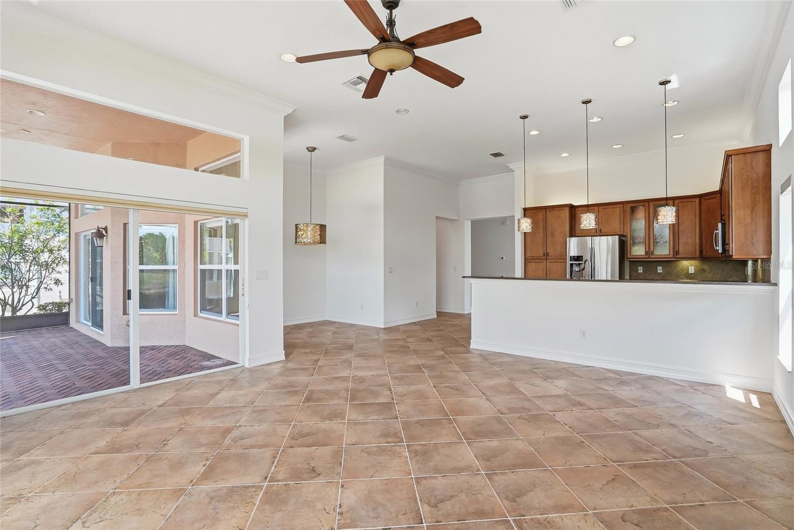VALENCIA LAKES PH 2 - Residential