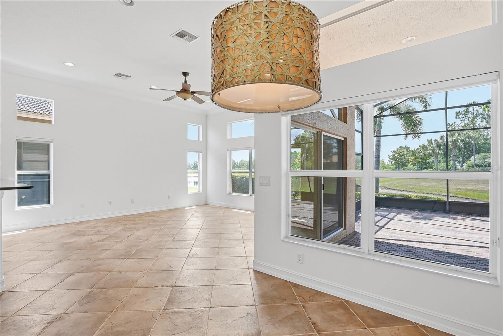VALENCIA LAKES PH 2 - Residential