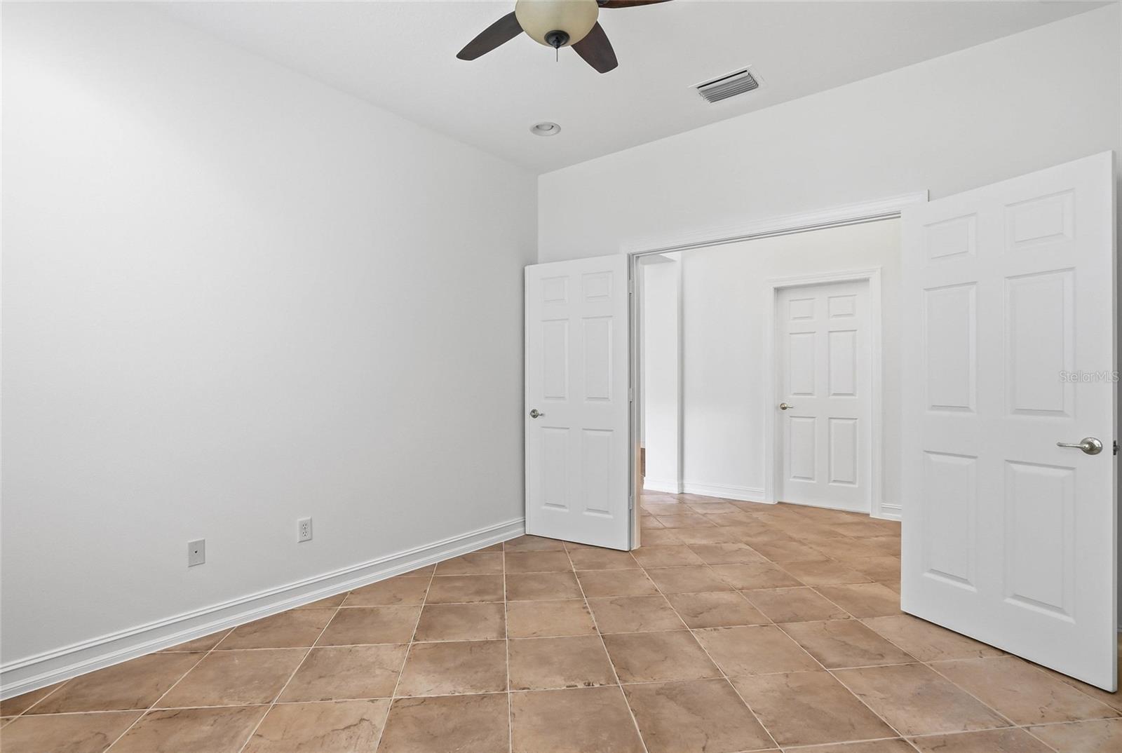 VALENCIA LAKES PH 2 - Residential