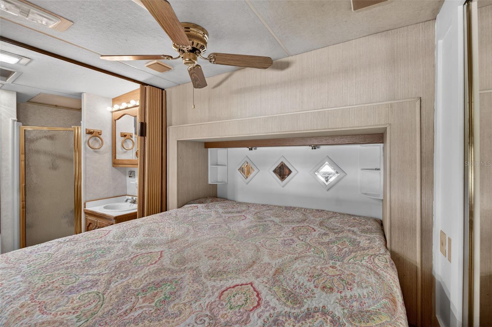 ALLIGATOR PARK COOP - Residential