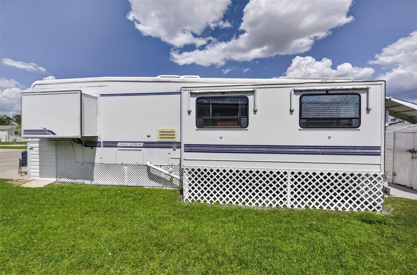 ALLIGATOR PARK COOP - Residential