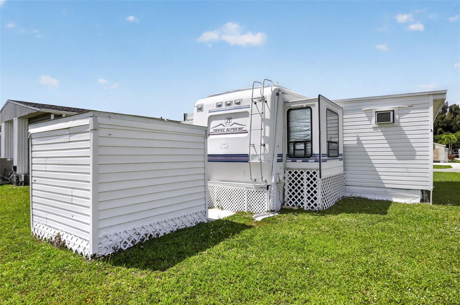 ALLIGATOR PARK COOP - Residential